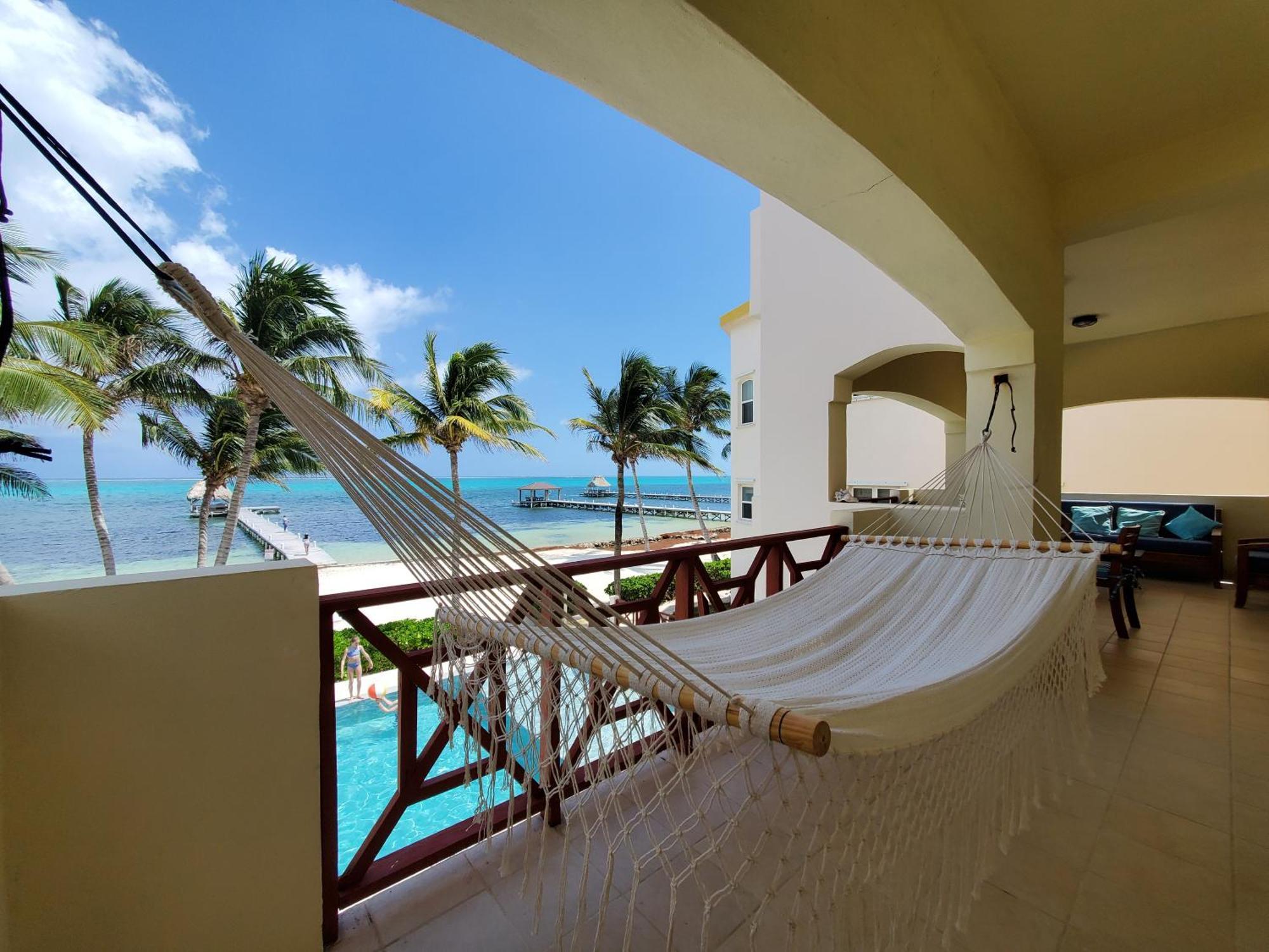Miramar Villas Resort San Pedro  Exterior photo